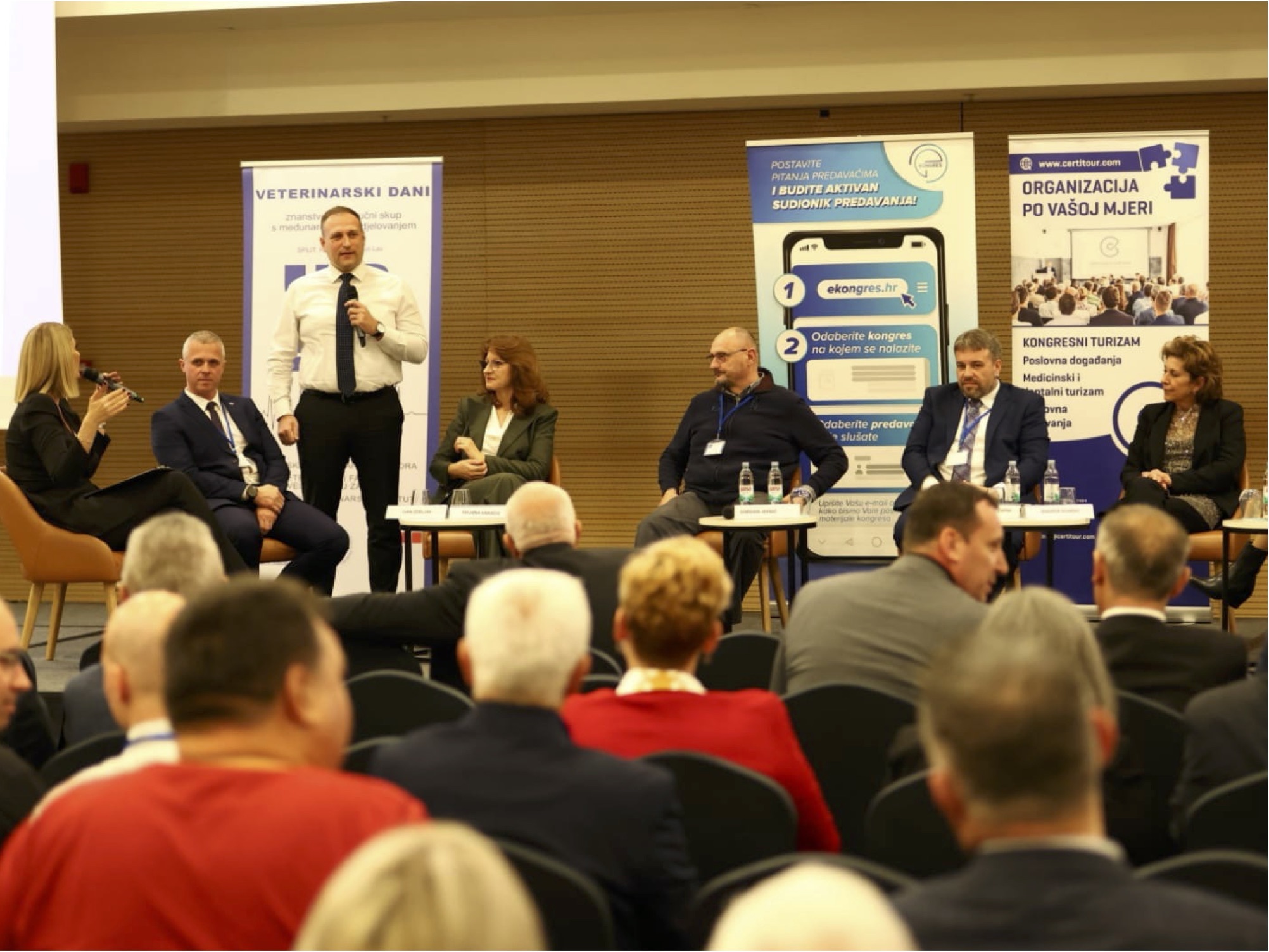 Croatian vets discuss manpower and compensation crises
