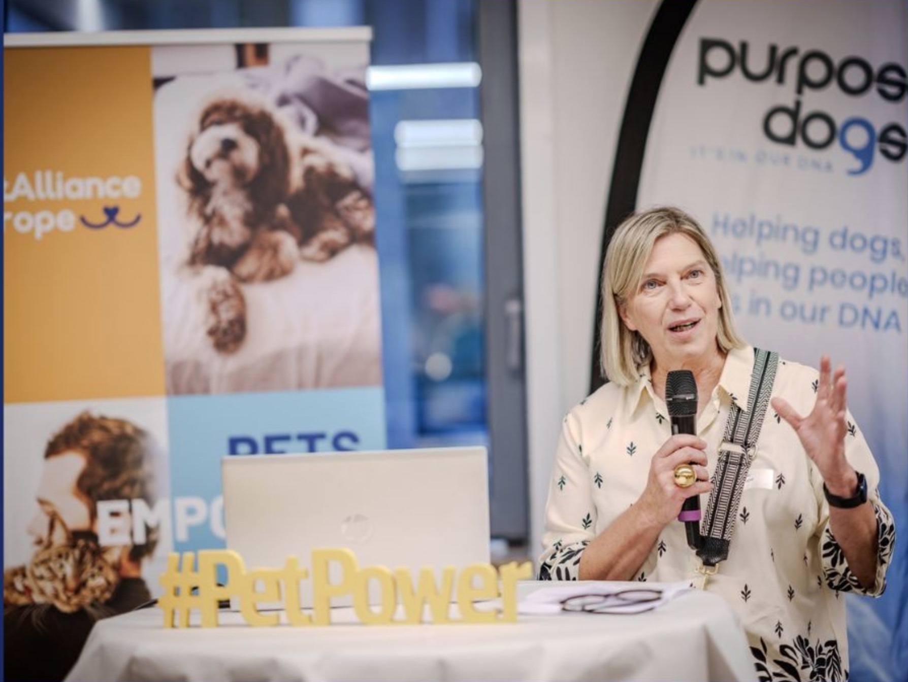 Pet Power Night 2025: healthy breeding of assistance dogs